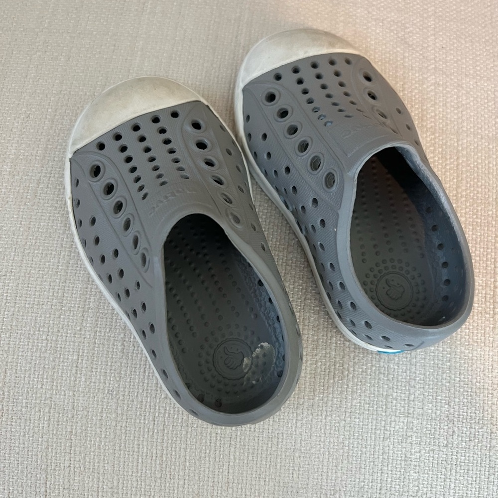 SOLD Native toddler shoes size 4